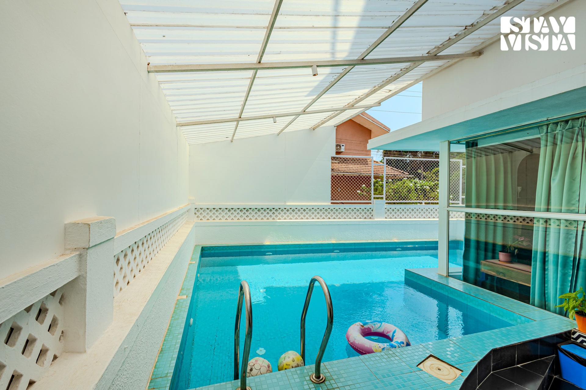 StayVista at Villa Sunbird - Tap to explore photos