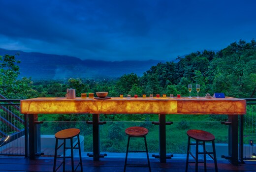 SaffronStays Roman Holiday