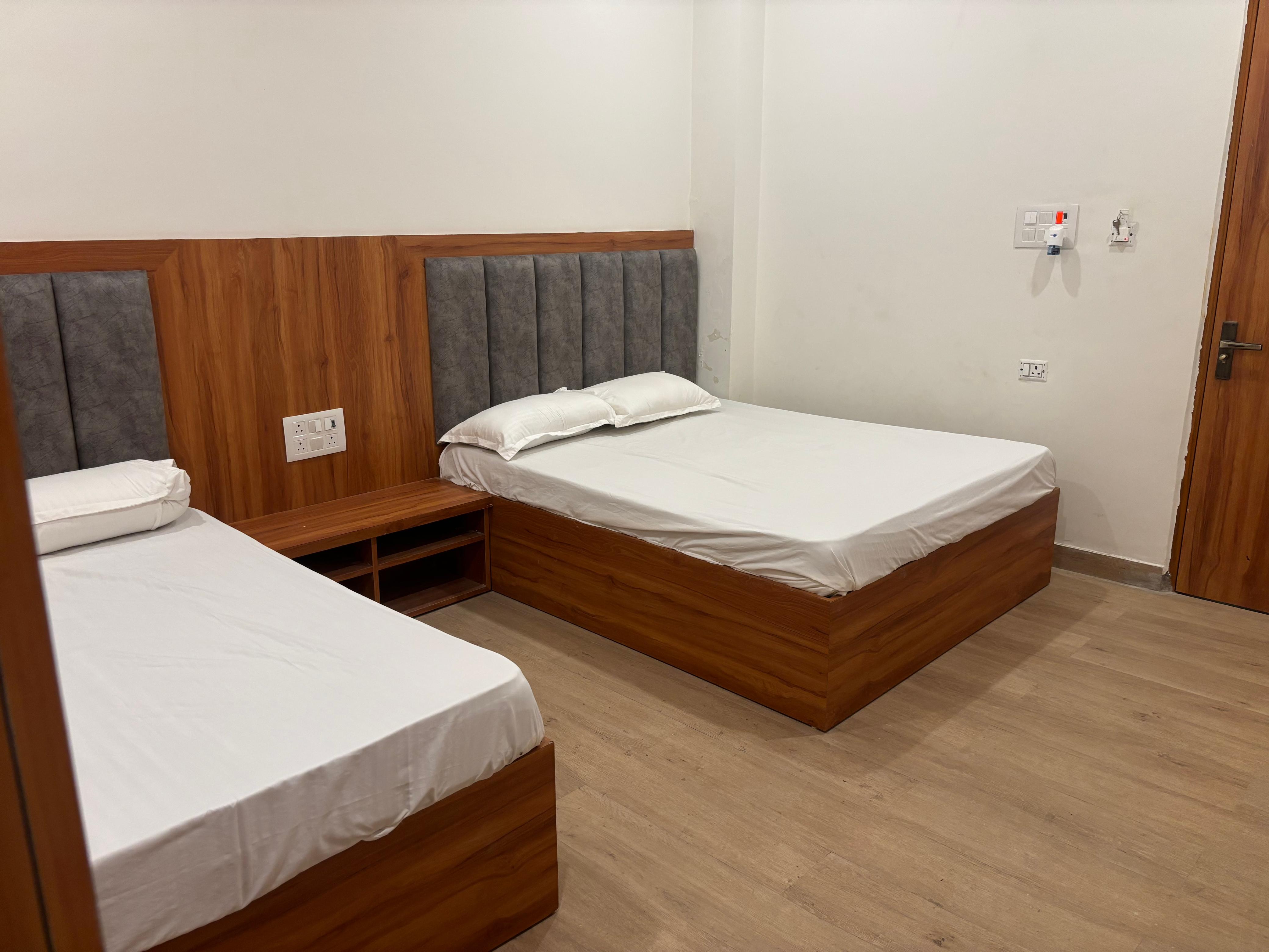 OnlyStay Surbhi Dham-Near Prem Mandir - Tap to explore photos