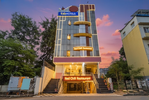 FabHotel Shri Shyam Palace