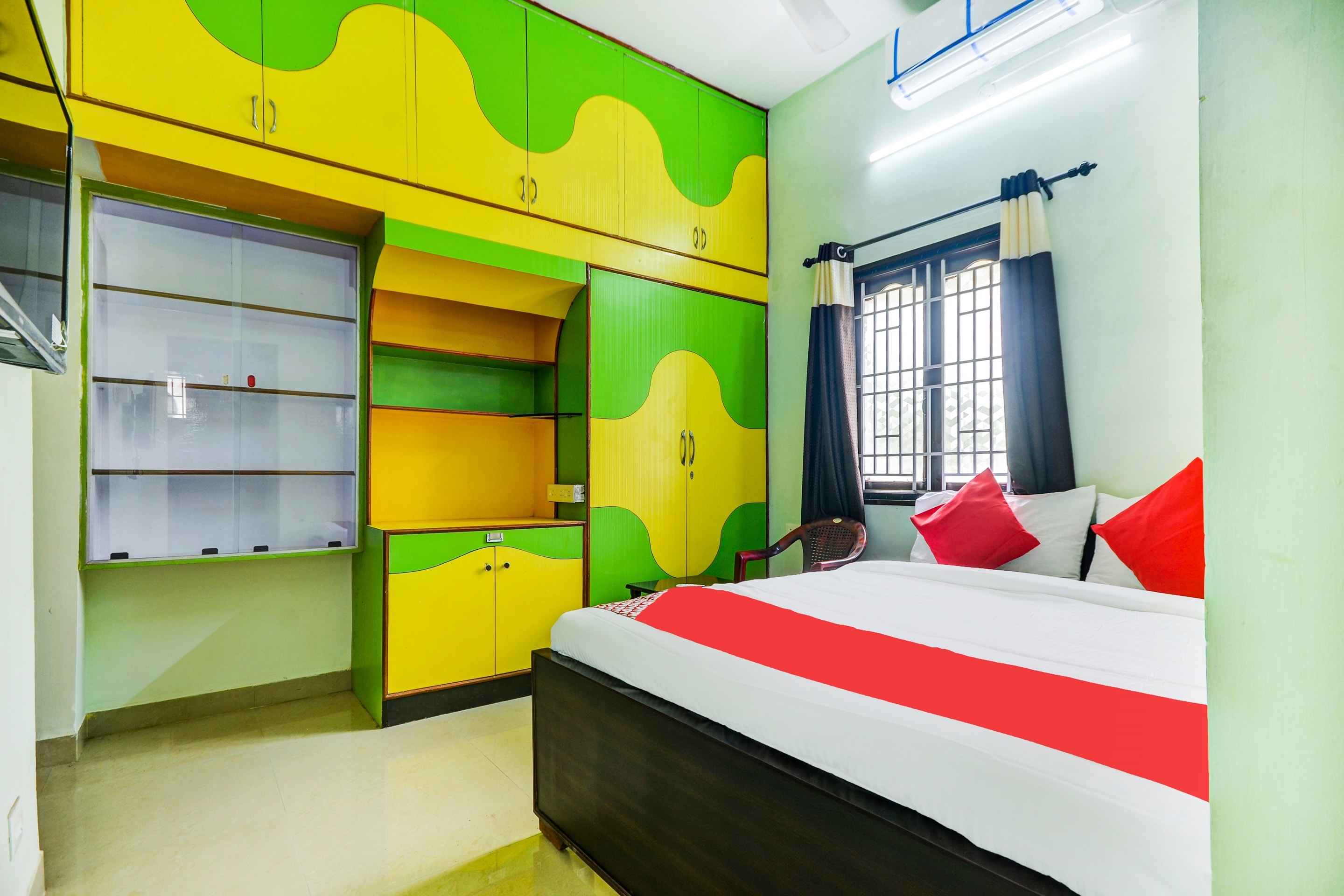 Hotel O Aruthraa Residency - Tap to explore photos