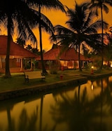 kondai lip backwater resort a c cottage Heritage Alleppey KONDAI LIP BACKWATER HERITAGE RESORT