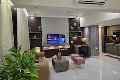 The Elite Studio, Ghaziabad