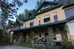 Forest Hill Villa, Mashobra-4 BHK Luxury Villa, Shimla