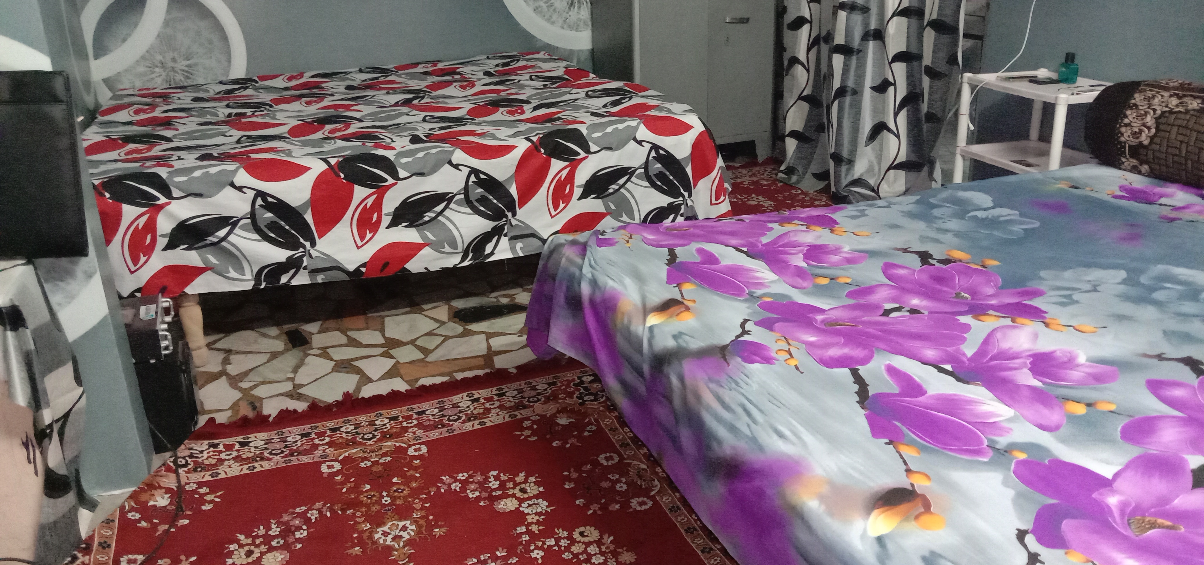 Backpackers Hostel - Tap to explore photos