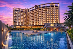The Weekend Address Managed By Stay Cation, Surat