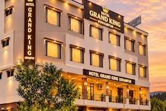 Hotel Grand King, Katra