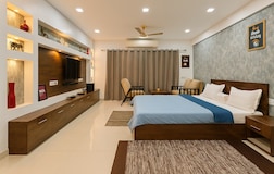 Luxury studio 805