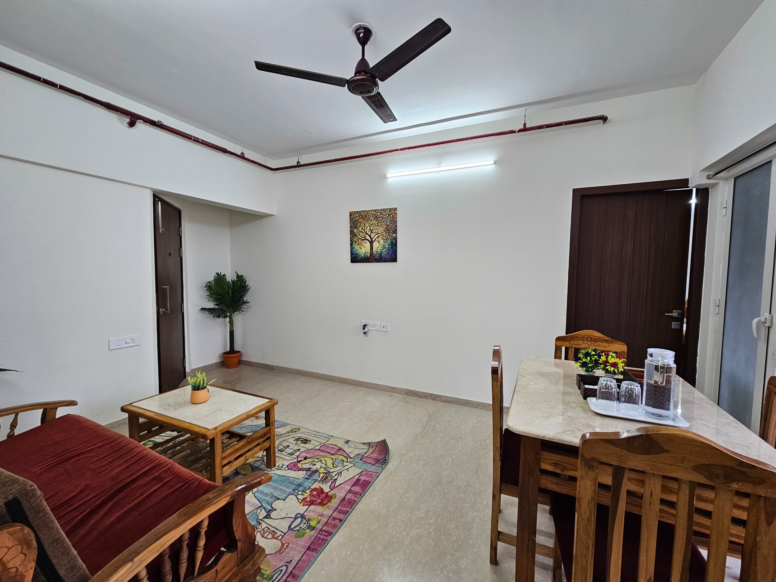 Pinaki Comfort stay Malad - Tap to explore photos