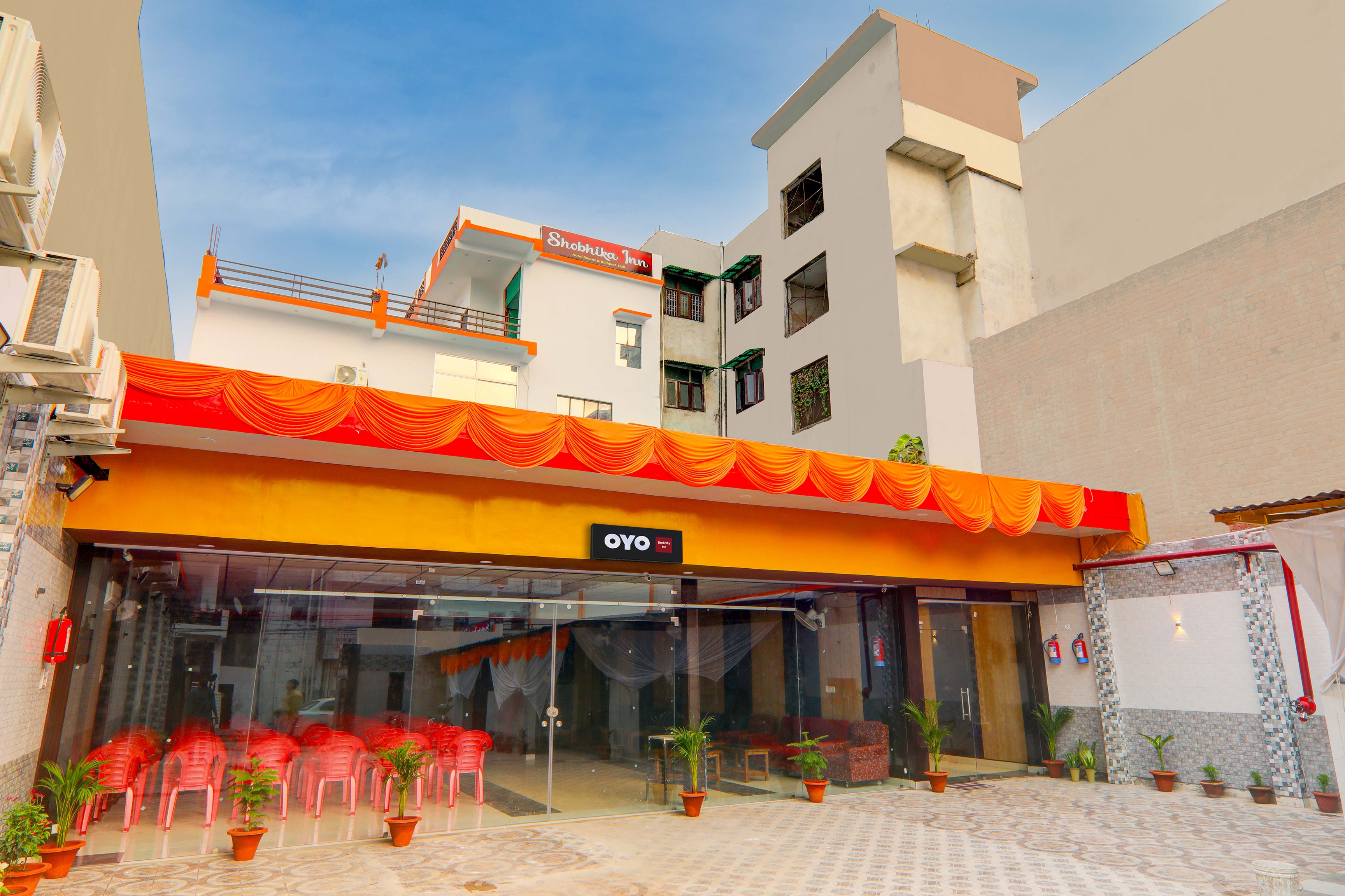 Super Hotel O Shobhika Inn - Tap to explore photos