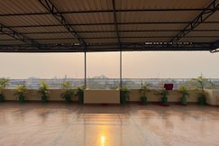 Atiti Studio Apartment 0.5 Km from Baidyanath Temple, Jamui