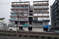 HOTEL 9 HILLS, Bhavnagar