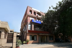 FabHotel Africa Avenue Stayz - Near Bhikaji Cama Palace, Delhi