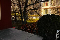 The Pleasant Home Mountain View, Manali