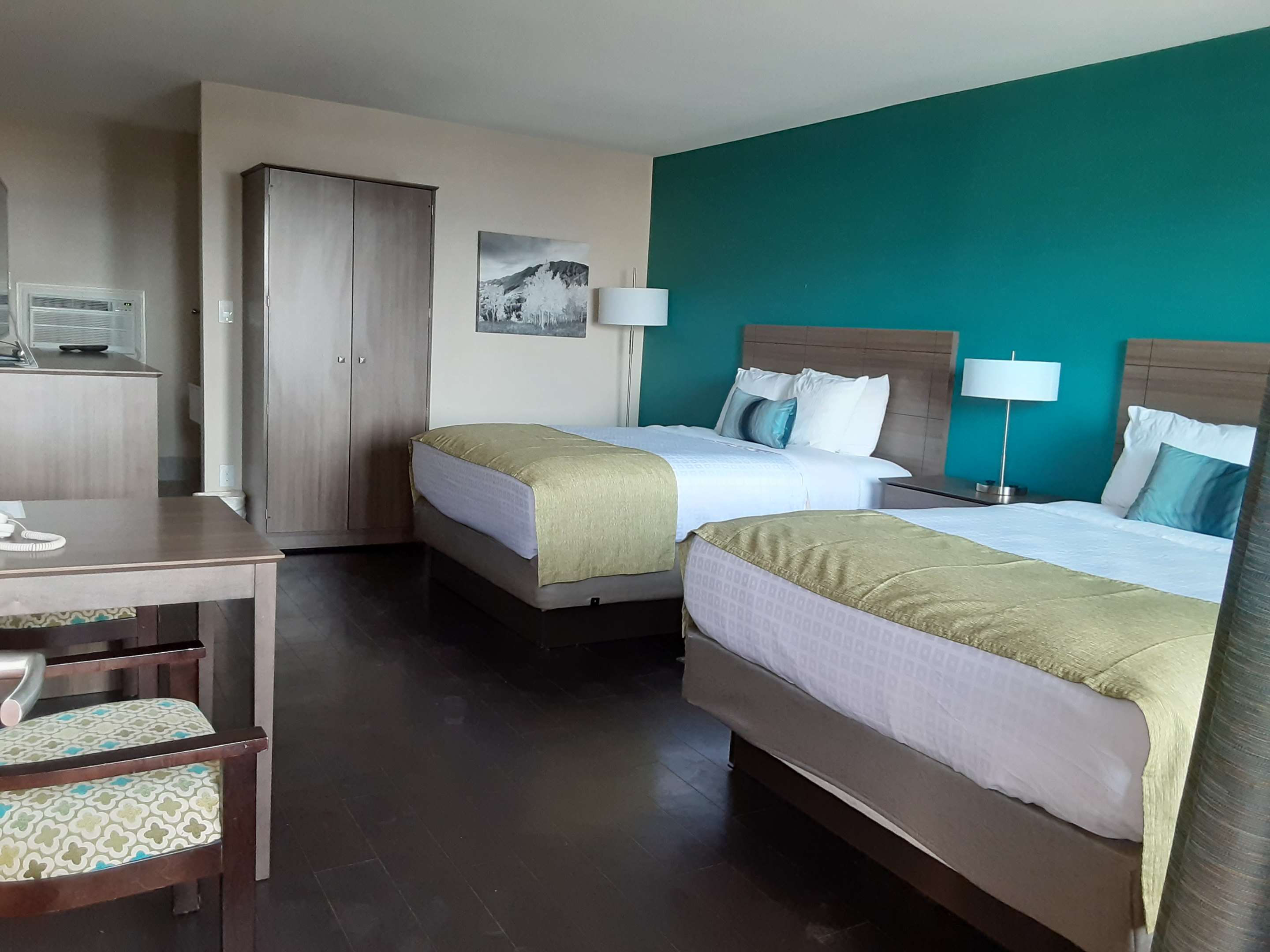 Best Western Paradise Inn Of Nephi - Tap to explore photos