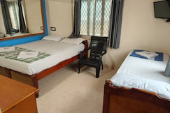 Rocky Guest House., Hampi