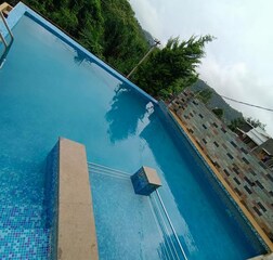 Swimming Pool 1