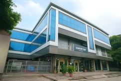 COMFORT STAY- SAHEED PATH AHIMAMAU NEAR LULU MALL, Lucknow