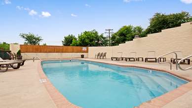 SureStay Plus Hotel by Best Western Berkeley Springs - Tap to explore photos