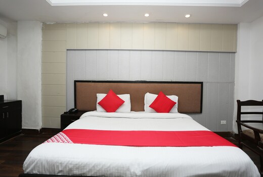Hotel O The Avenue Residency