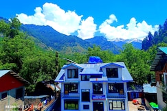 Adnan Palace, Pahalgam