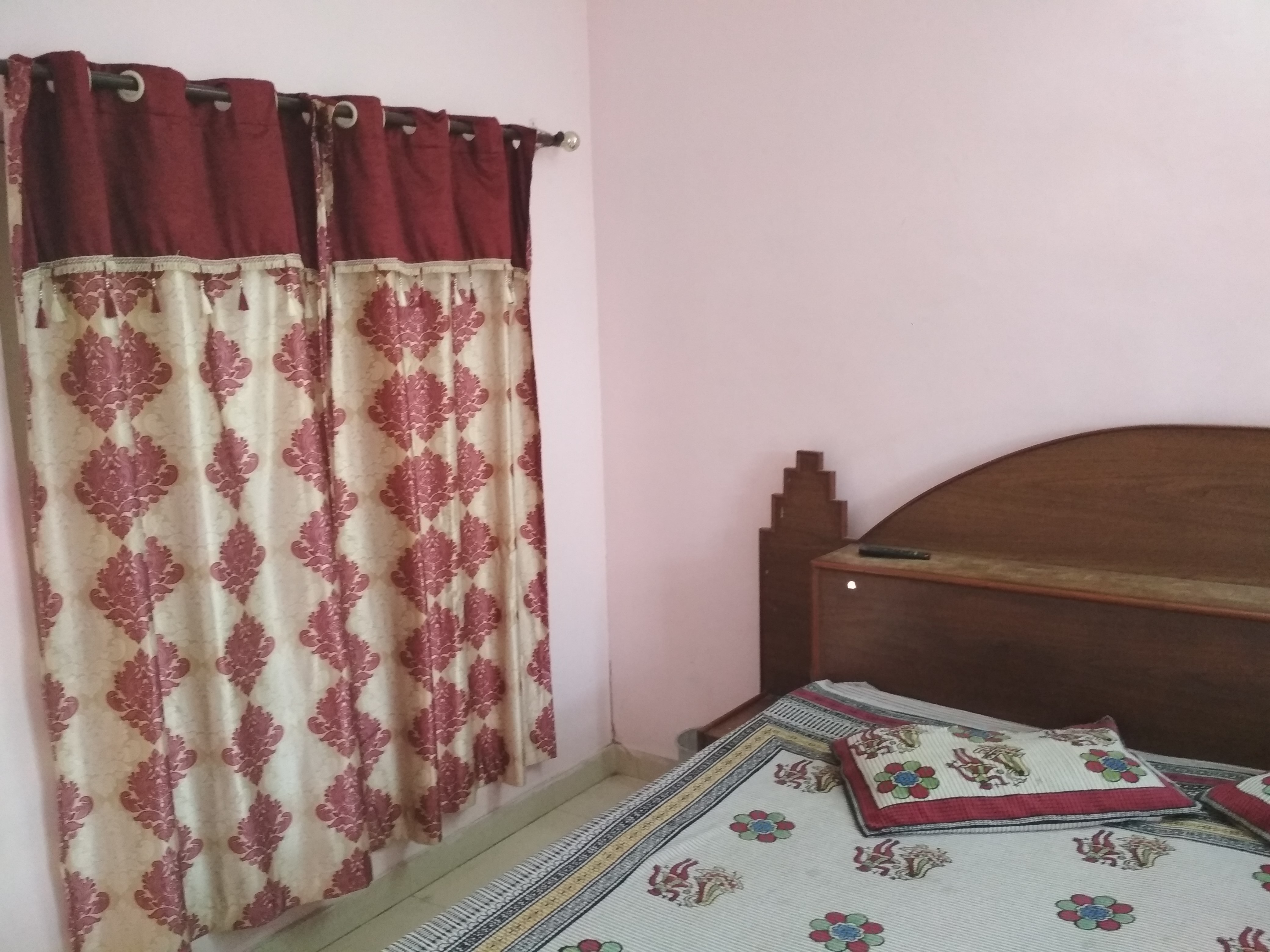 ANSHUL GUEST HOUSE - Tap to explore photos