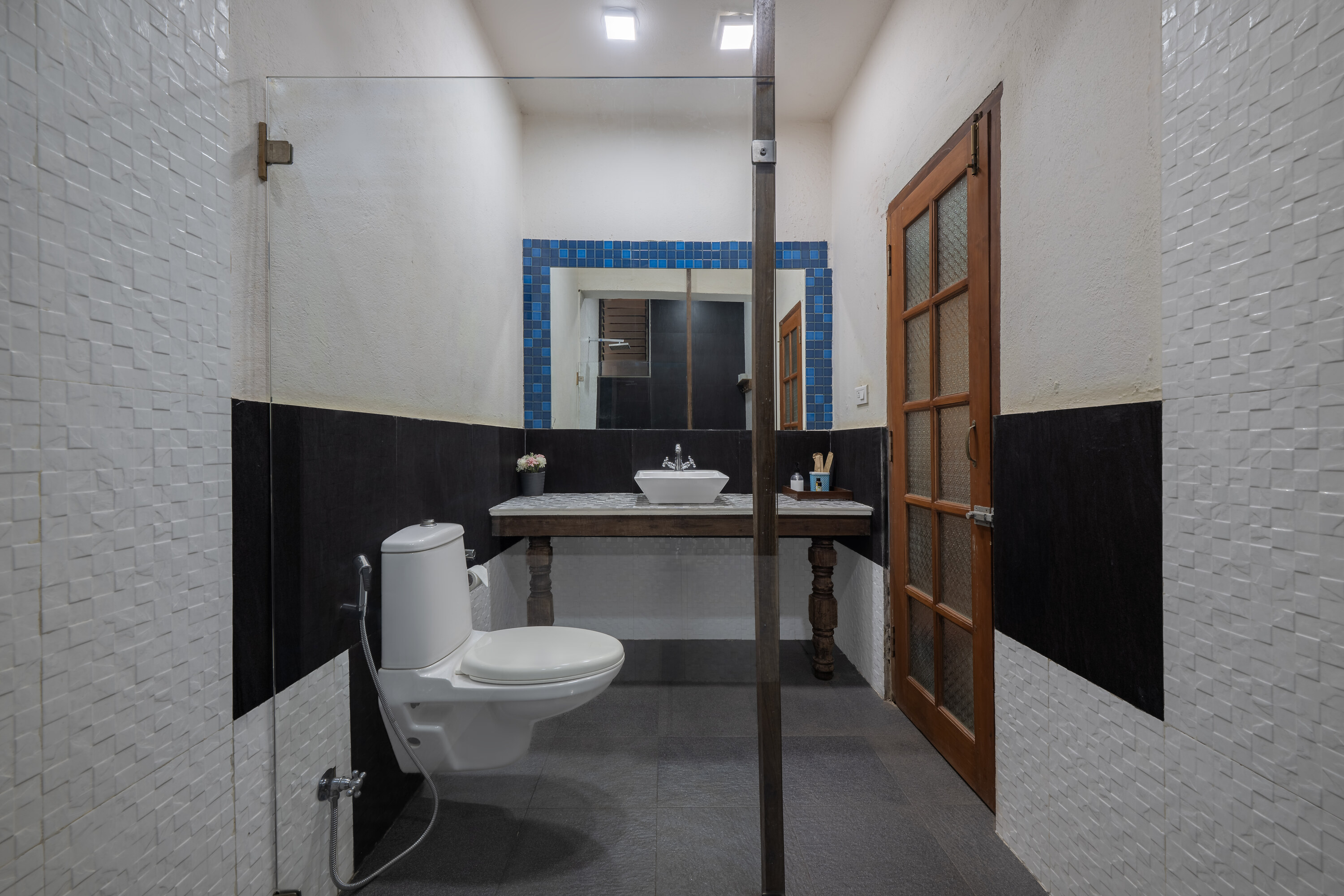 Echor Avontade Pool Villas Anjuna Goa - Tap to explore photos