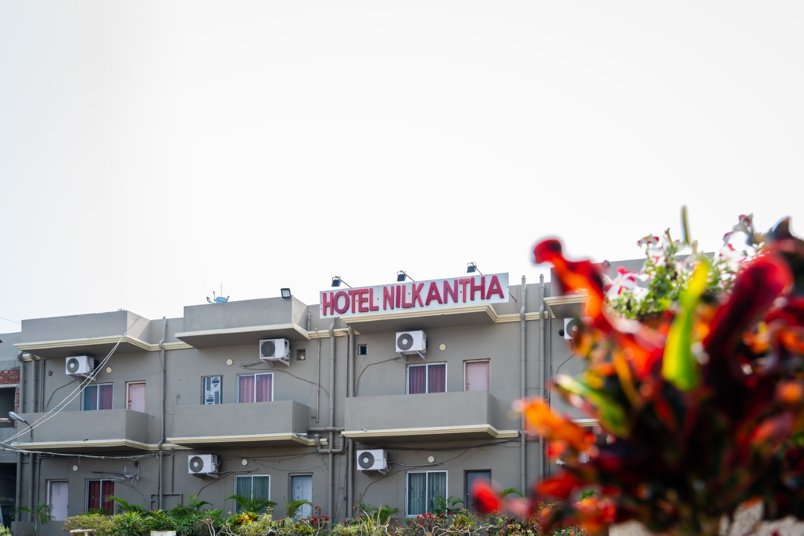 NILKANTHA HOTEL - Tap to explore photos