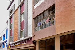 WHITE MOUNT, Chennai