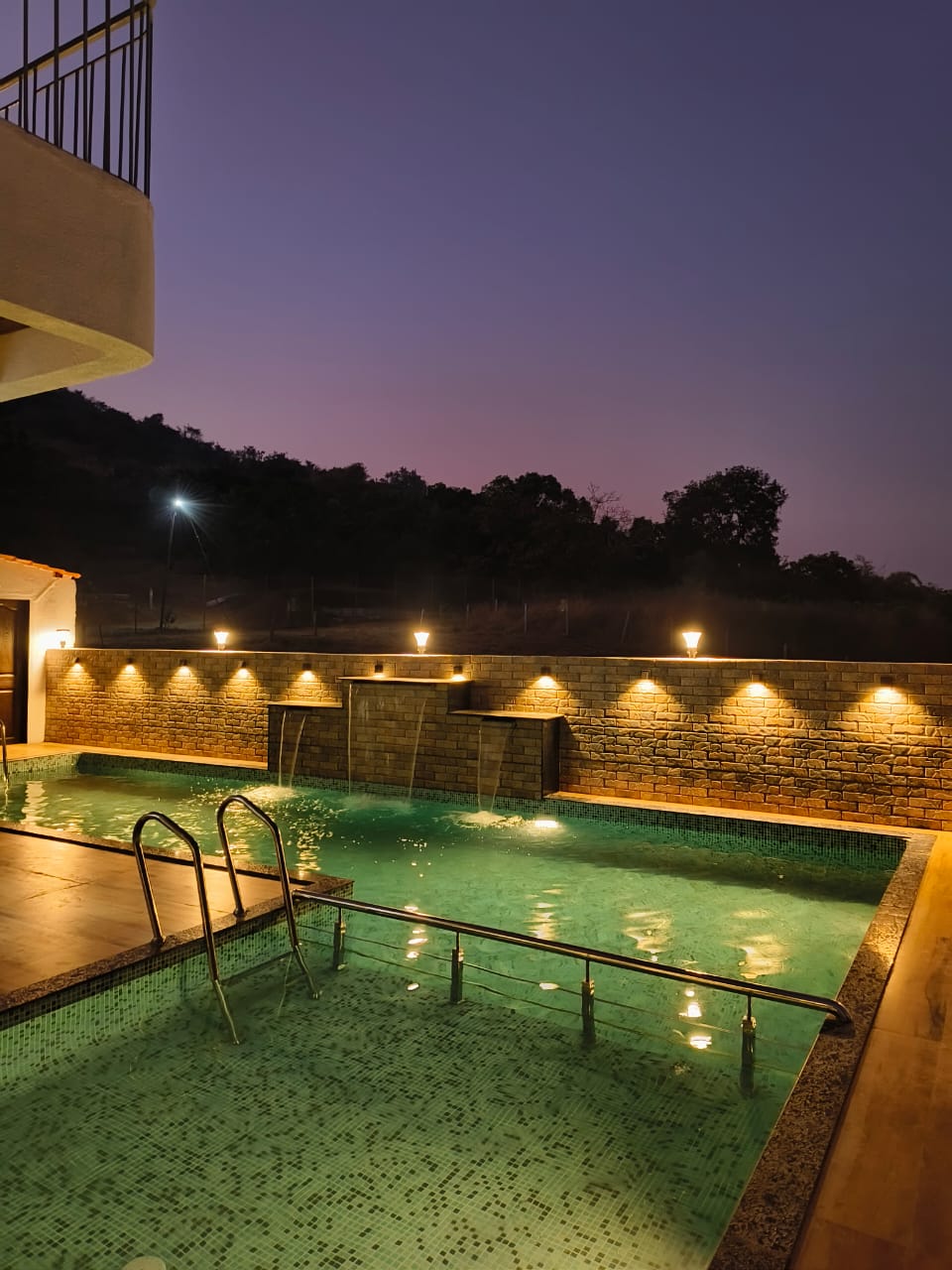 Casa Montana 5 BHK - Tap to explore photos