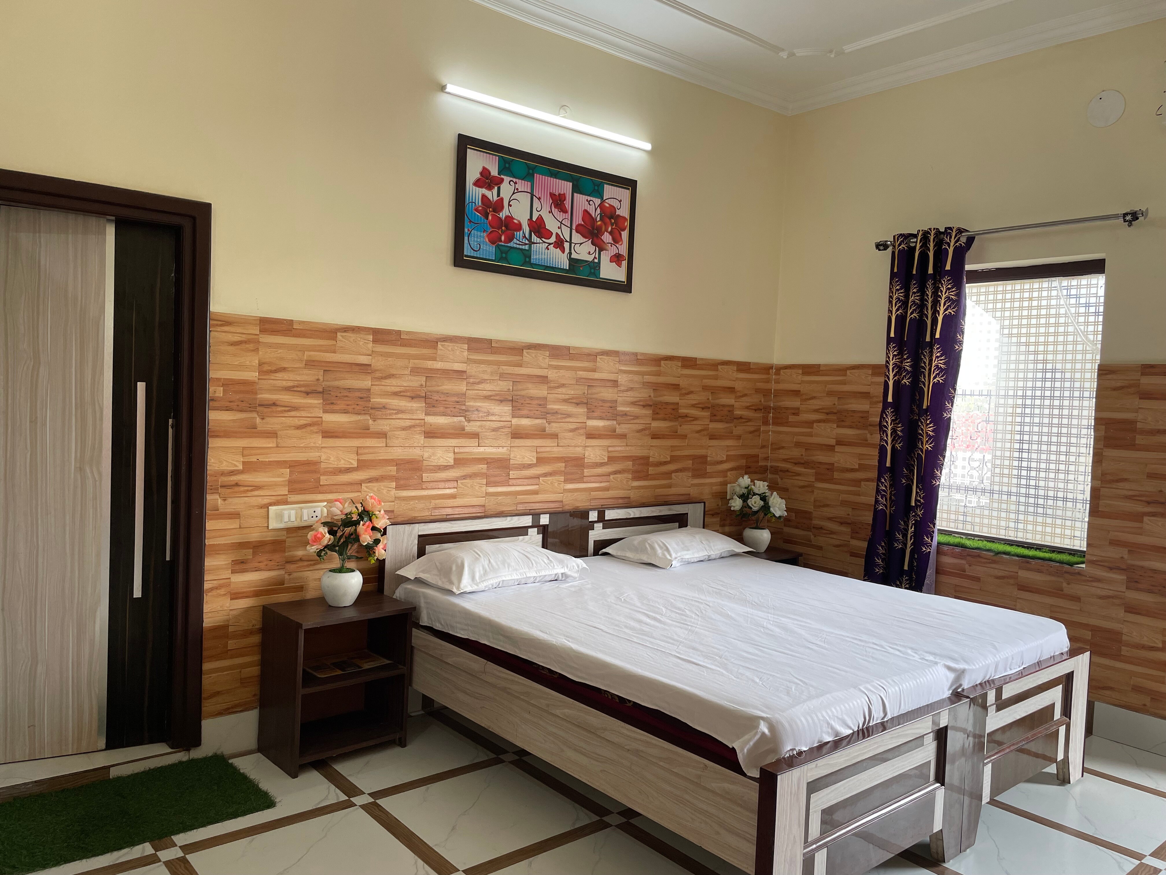 Hotel Sheela Resort - Tap to explore photos