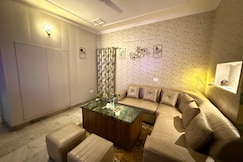 Premium 1BHK By Saini Homestay, Chandigarh