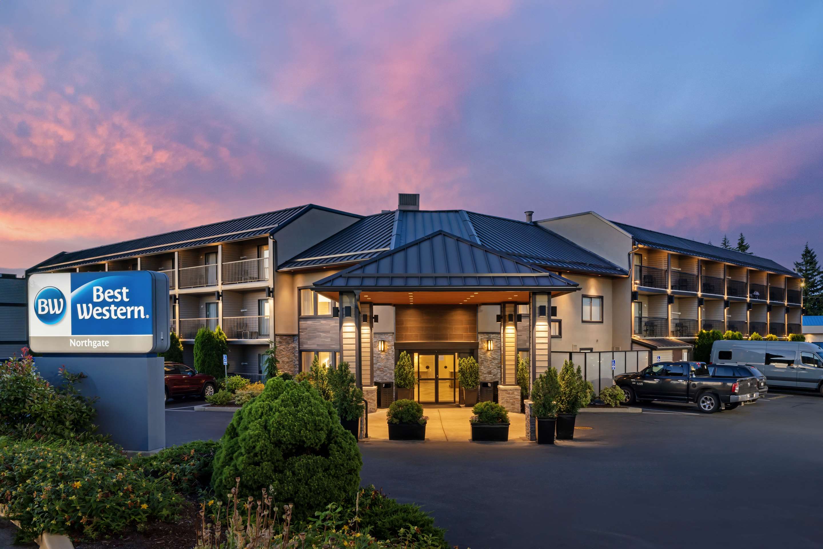 Best Western Northgate Inn - Tap to explore photos