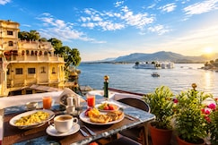 Hotel Devraj Niwas on Lake Pichola Udaipur, Udaipur