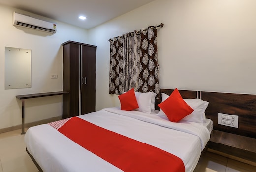 Hotel O Maharaja