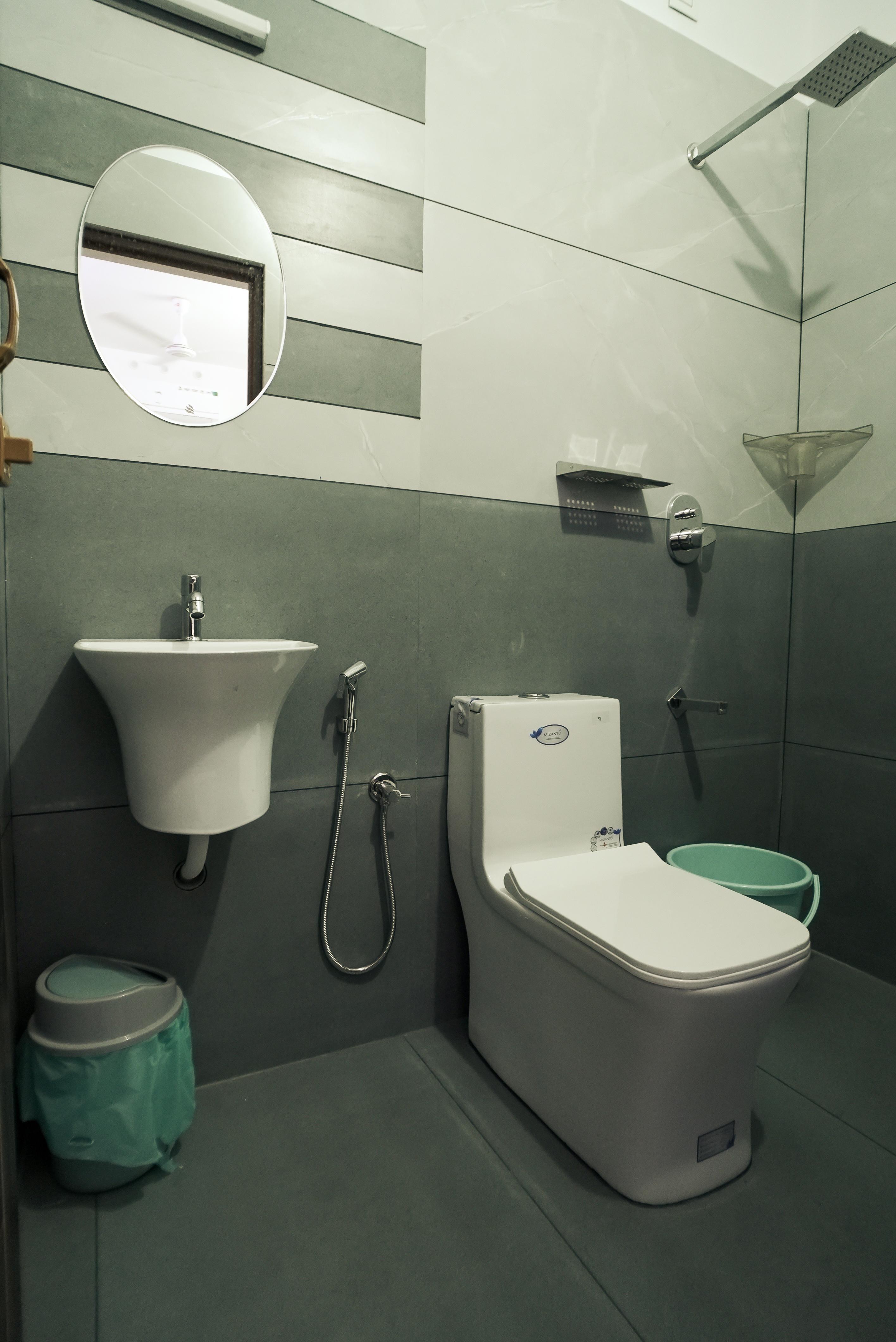 Filza Residency | Room in an Apartment - Tap to explore photos