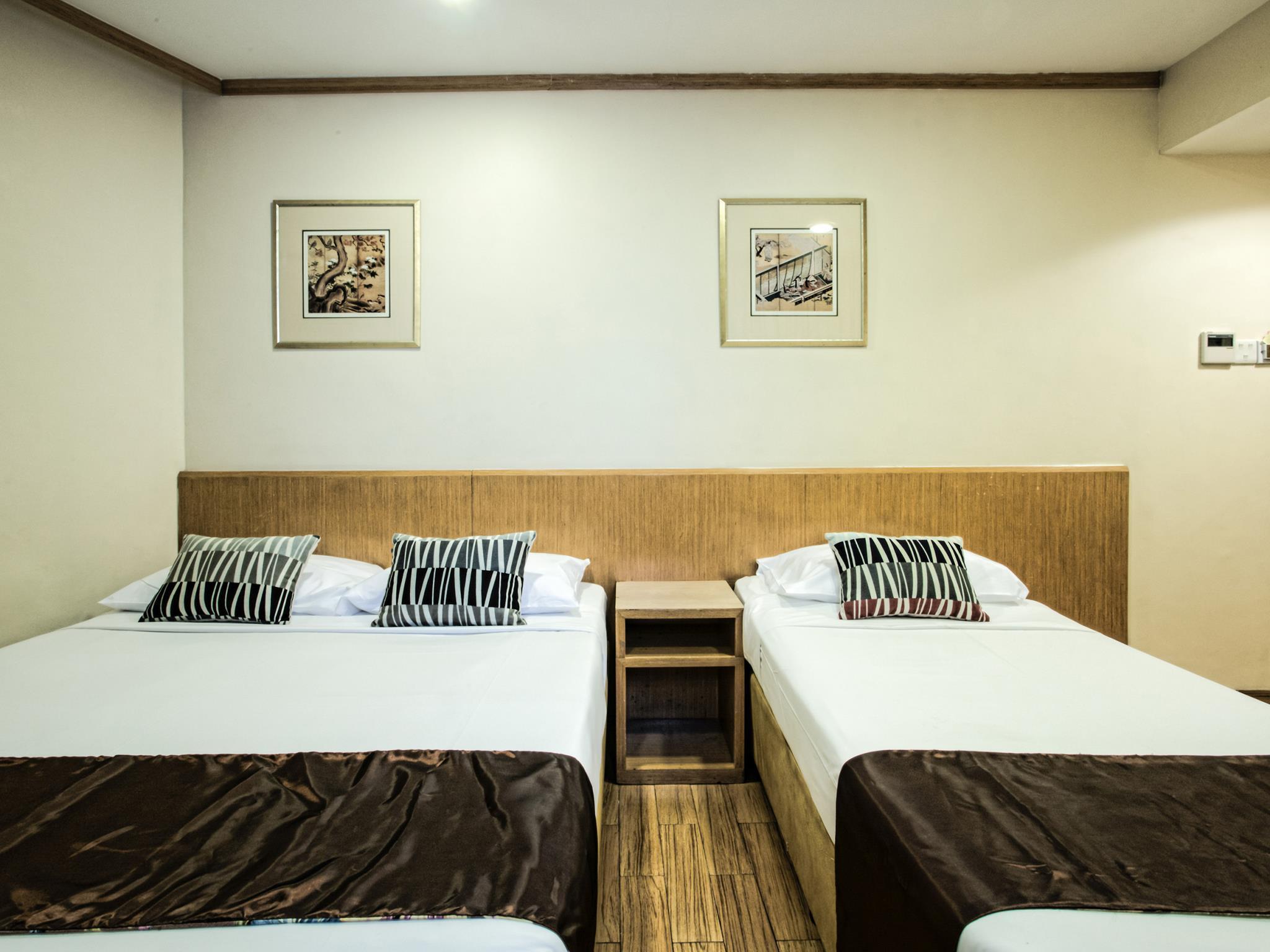 Hotel 81 Sakura - Tap to explore photos