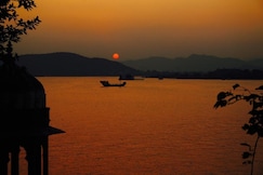 Paddys Loft The Lake View Hostel, Udaipur