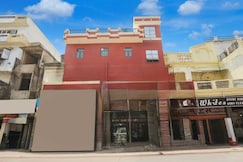 Townhouse Prayagraj Railway Station Road Formerly Ganga Niwas, Prayagraj