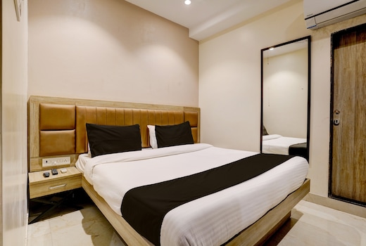 Collection O Crawford Market Formerly Al Ibrahim Hotel