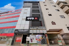 Hotel O by OYO Akki Residency, Noida
