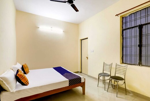 SPOT ON Ganpati Palace