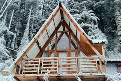 Hillside  A frame Cottage  Jibhi, Jibhi