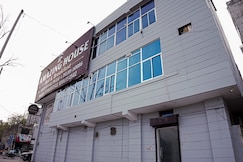 Amazing House By GRB, Delhi