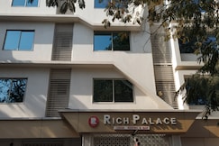 Hotel Rich Palace, Jalgaon