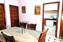 3 BHK,FIRST Floor, SPACIOUS, PARKING  ,CARETAKER, Noida