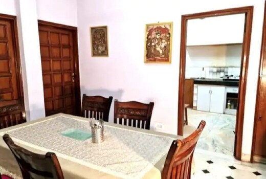 3 BHK,FIRST Floor, SPACIOUS, PARKING  ,CARETAKER