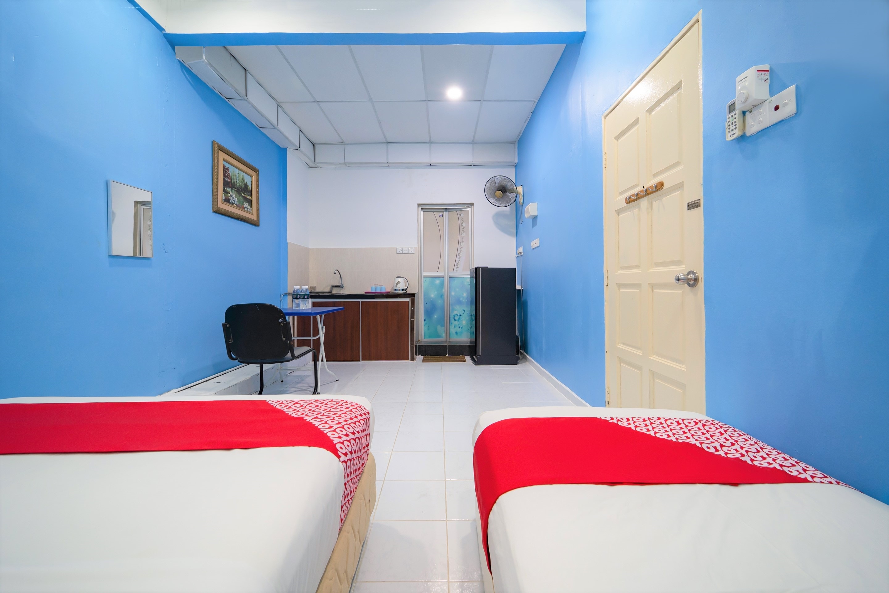 OYO 89807 My Budget Home - Tap to explore photos