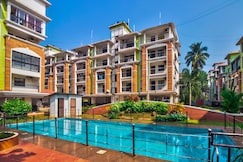 Amazing 2 BHK Pool View Apartment Candolim, Goa