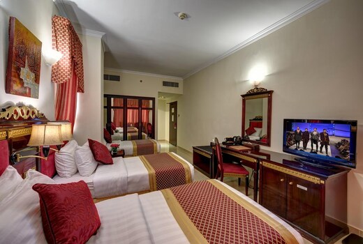 Comfort Inn Deira Dubai 2 8 4 2 Hotel Price Address Reviews